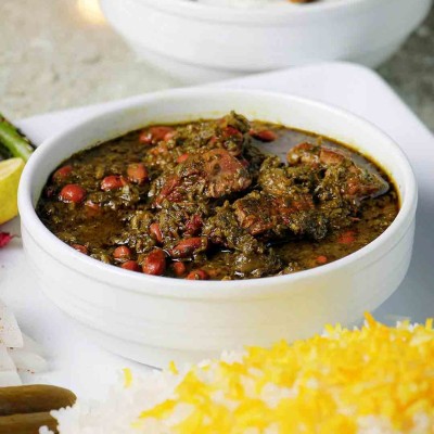 خورشت قرمه سبزی